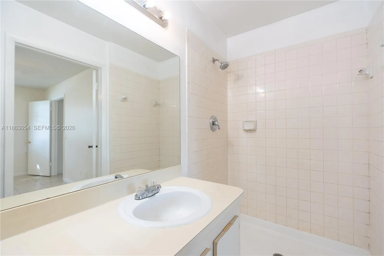 721 Nw 103rd Ter 202, Pembroke Pines, Florida 3302, Pembroke Pines, Florida 33026, 2 Bedrooms Bedrooms, ,2 BathroomsBathrooms,Residential,For Sale,721 Nw 103rd Ter 202, Pembroke Pines, Florida 3302,A11863654