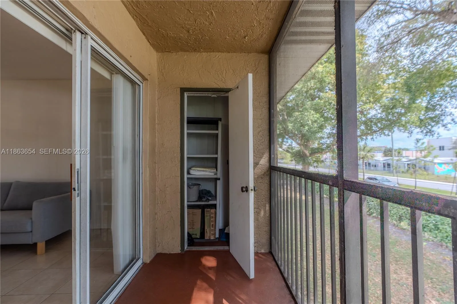 721 Nw 103rd Ter 202, Pembroke Pines, Florida 3302, Pembroke Pines, Florida 33026, 2 Bedrooms Bedrooms, ,2 BathroomsBathrooms,Residential,For Sale,721 Nw 103rd Ter 202, Pembroke Pines, Florida 3302,A11863654