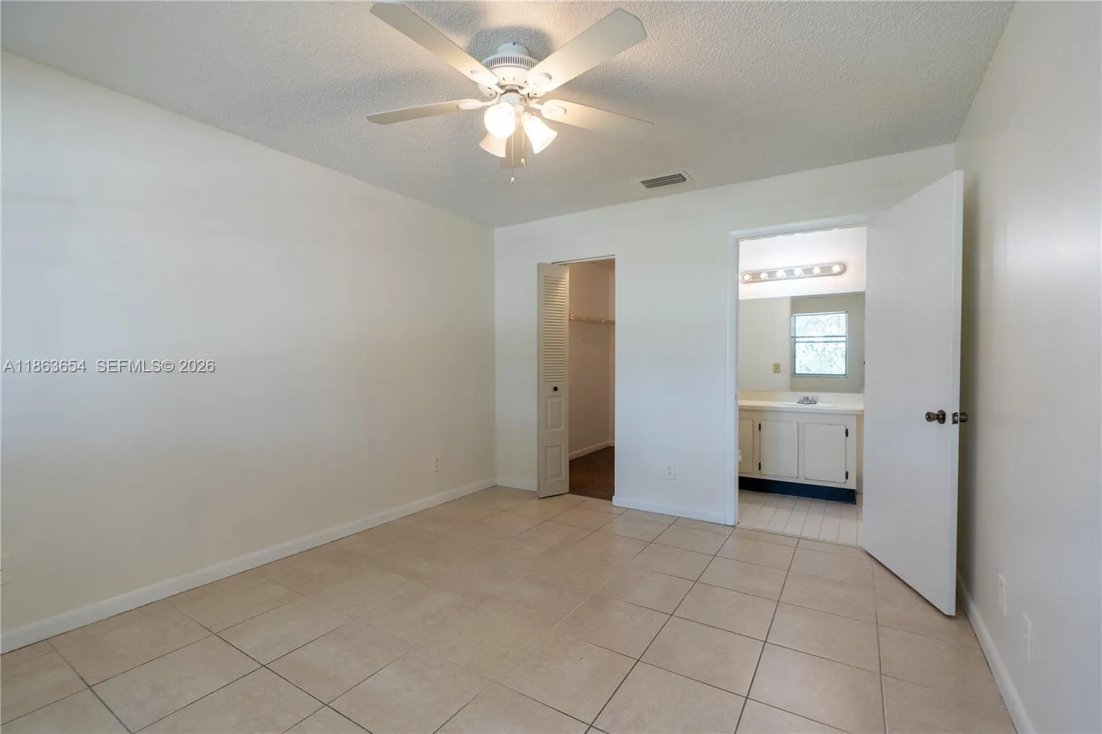 721 Nw 103rd Ter 202, Pembroke Pines, Florida 3302, Pembroke Pines, Florida 33026, 2 Bedrooms Bedrooms, ,2 BathroomsBathrooms,Residential,For Sale,721 Nw 103rd Ter 202, Pembroke Pines, Florida 3302,A11863654