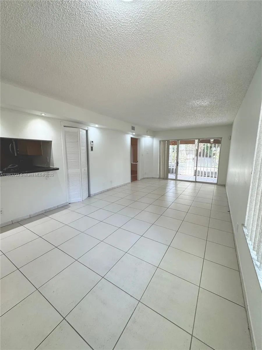 9500 Sw 140th Ct 9500, Miami, Florida 33186, Miami, Florida 33186, 2 Bedrooms Bedrooms, ,2 BathroomsBathrooms,Residential Lease,For Rent,9500 Sw 140th Ct 9500, Miami, Florida 33186,A11863723