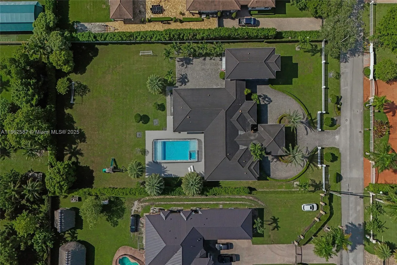 411 Nw 125th Ave, Miami, Florida 33182, Miami, Florida 33182, 6 Bedrooms Bedrooms, ,4 BathroomsBathrooms,Residential,For Sale,411 Nw 125th Ave, Miami, Florida 33182,A11862587