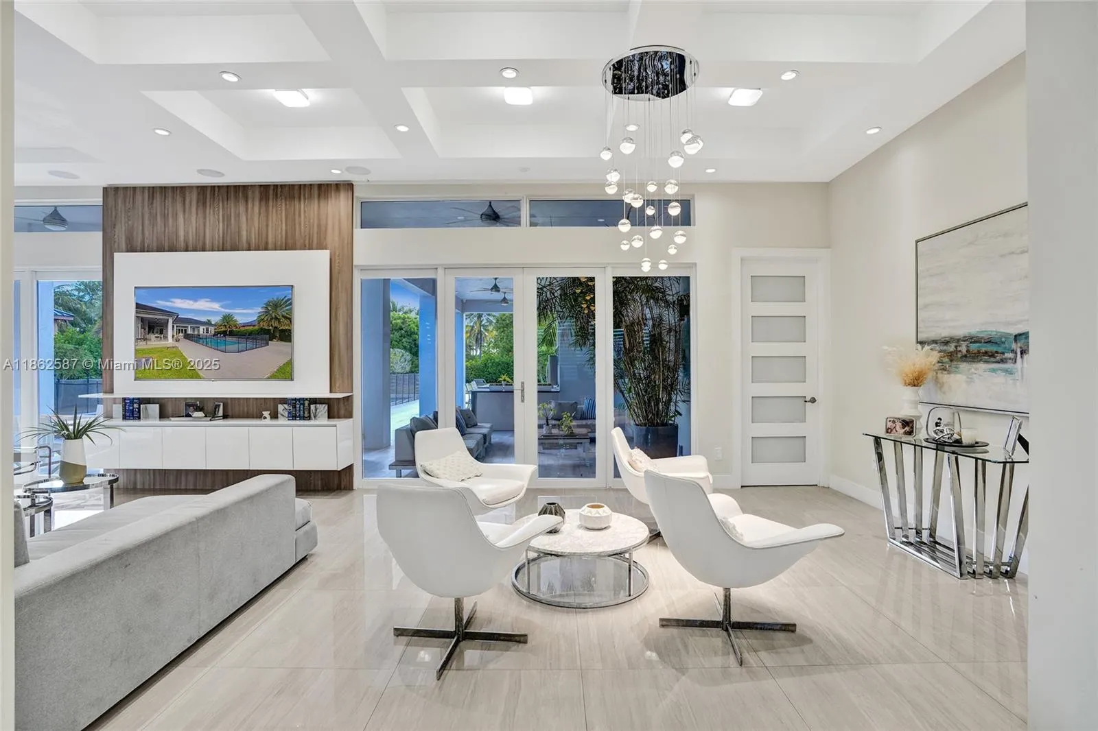 411 Nw 125th Ave, Miami, Florida 33182, Miami, Florida 33182, 6 Bedrooms Bedrooms, ,4 BathroomsBathrooms,Residential,For Sale,411 Nw 125th Ave, Miami, Florida 33182,A11862587