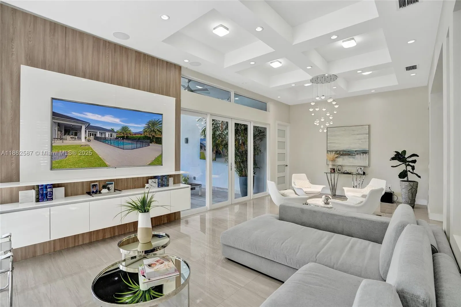 411 Nw 125th Ave, Miami, Florida 33182, Miami, Florida 33182, 6 Bedrooms Bedrooms, ,4 BathroomsBathrooms,Residential,For Sale,411 Nw 125th Ave, Miami, Florida 33182,A11862587