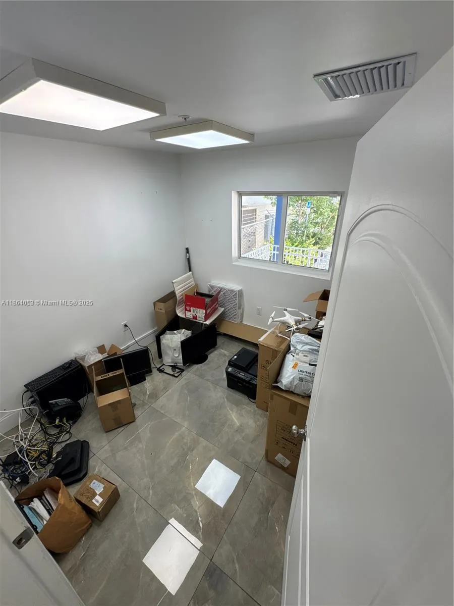 10859 Nw 21st St, Sweetwater, Florida 33172, Sweetwater, Florida 33172, ,Commercial Lease,For Rent,10859 Nw 21st St, Sweetwater, Florida 33172,A11864053