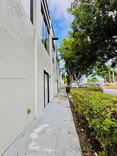 6545 Nw 169th St, Hialeah, Florida 33015, Hialeah, Florida 33015, ,Commercial Lease,For Rent,6545 Nw 169th St, Hialeah, Florida 33015,A11863955