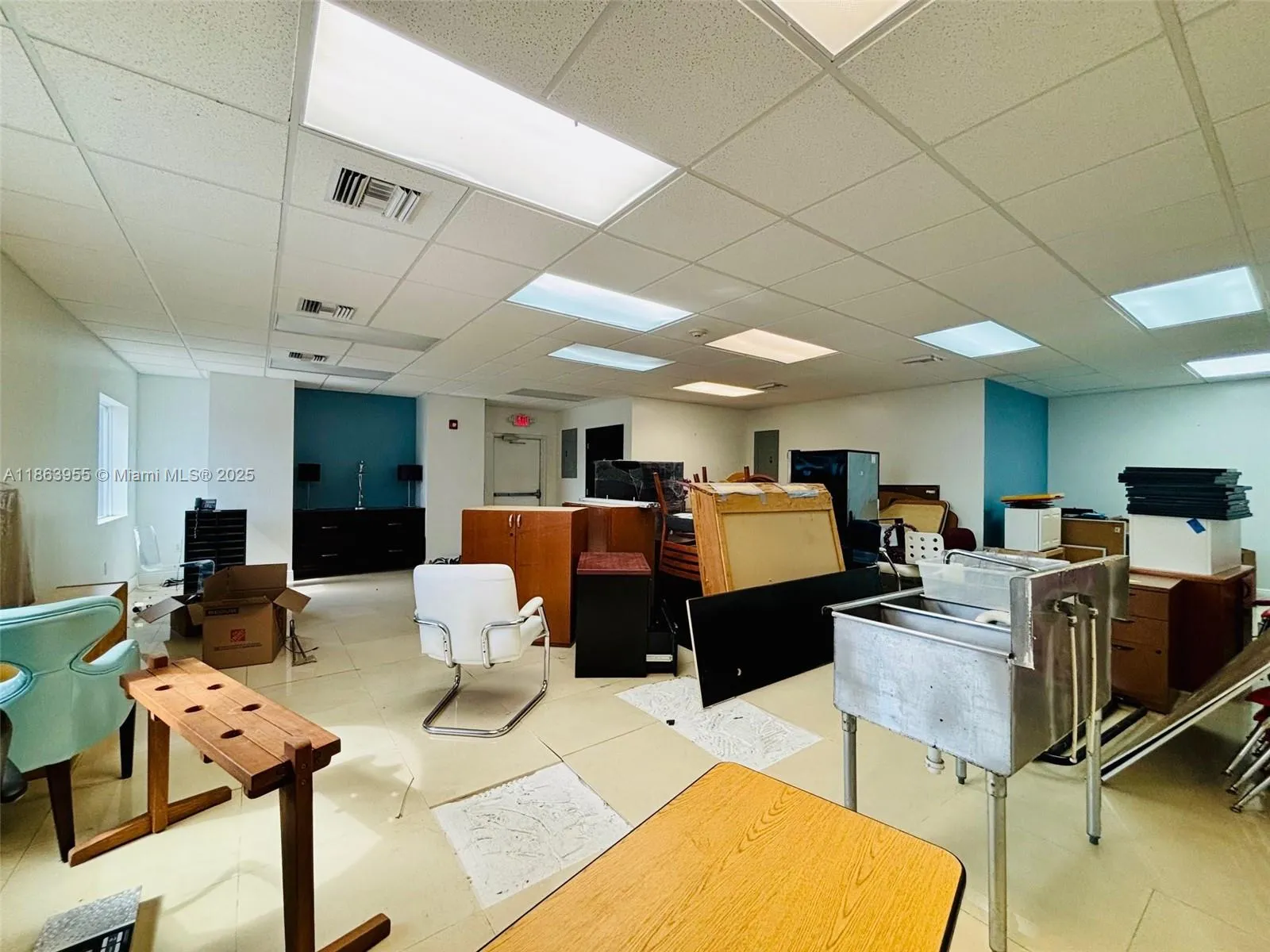 6545 Nw 169th St, Hialeah, Florida 33015, Hialeah, Florida 33015, ,Commercial Lease,For Rent,6545 Nw 169th St, Hialeah, Florida 33015,A11863955