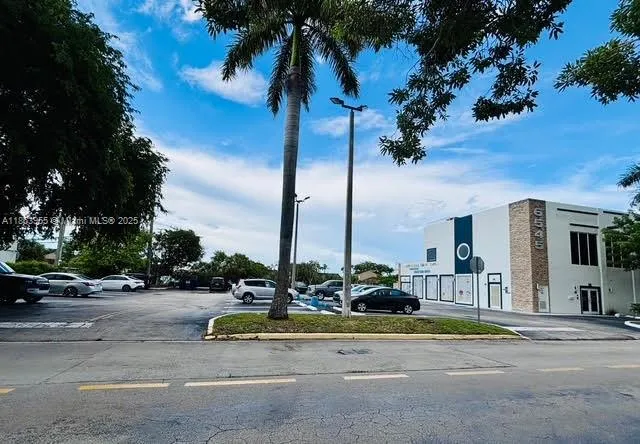 6545 Nw 169th St, Hialeah, Florida 33015, Hialeah, Florida 33015, ,Commercial Lease,For Rent,6545 Nw 169th St, Hialeah, Florida 33015,A11863955