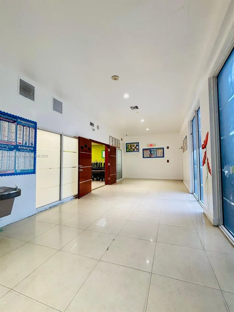 6545 Nw 169th St, Hialeah, Florida 33015, Hialeah, Florida 33015, ,Commercial Lease,For Rent,6545 Nw 169th St, Hialeah, Florida 33015,A11863955