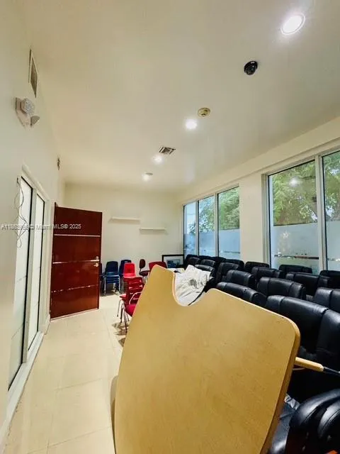 6545 Nw 169th St, Hialeah, Florida 33015, Hialeah, Florida 33015, ,Commercial Lease,For Rent,6545 Nw 169th St, Hialeah, Florida 33015,A11863955