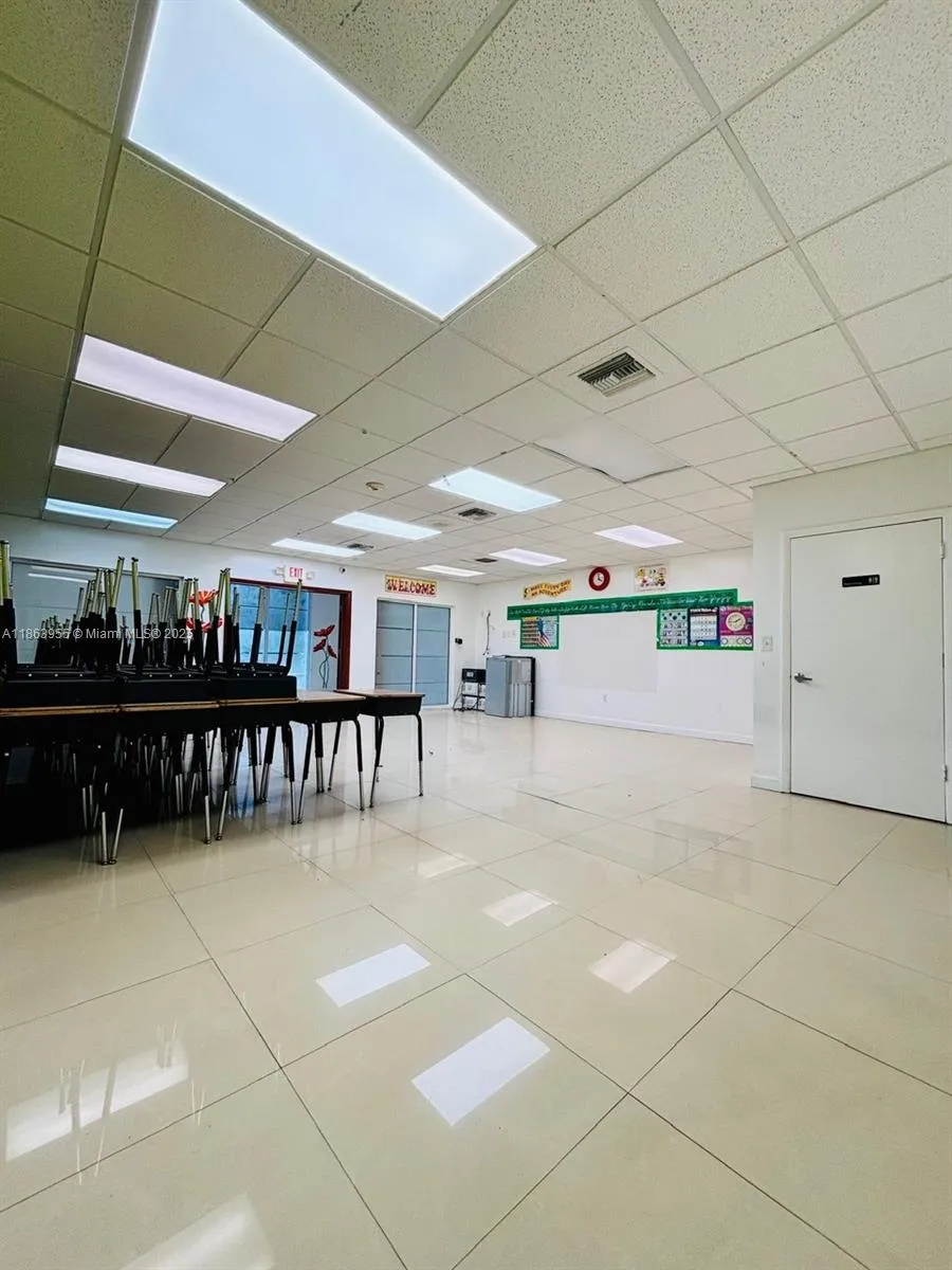 6545 Nw 169th St, Hialeah, Florida 33015, Hialeah, Florida 33015, ,Commercial Lease,For Rent,6545 Nw 169th St, Hialeah, Florida 33015,A11863955