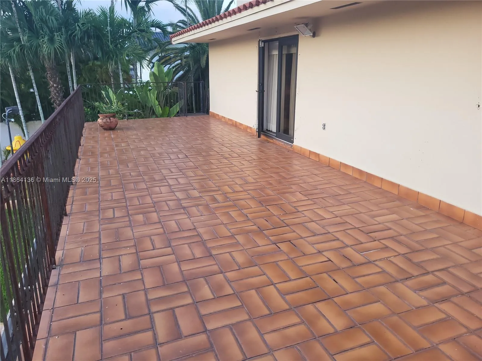 2930 Sw 129 Ave, Miami, Florida 33175, Miami, Florida 33175, 4 Bedrooms Bedrooms, ,4 BathroomsBathrooms,Residential,For Sale,2930 Sw 129 Ave, Miami, Florida 33175,A11864136