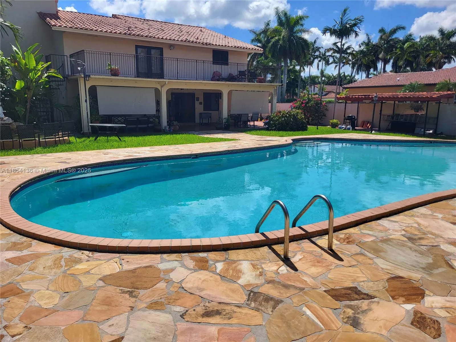 2930 Sw 129 Ave, Miami, Florida 33175, Miami, Florida 33175, 4 Bedrooms Bedrooms, ,4 BathroomsBathrooms,Residential,For Sale,2930 Sw 129 Ave, Miami, Florida 33175,A11864136