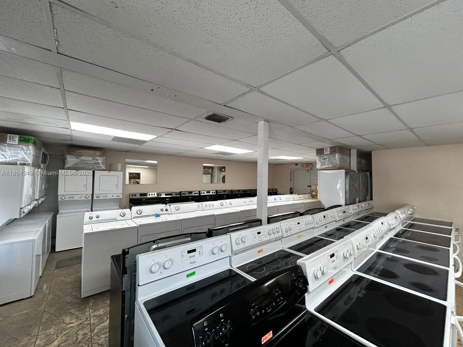 450 E 25th St, Hialeah, Florida 33013, Hialeah, Florida 33013, ,Commercial Sale,For Sale,450 E 25th St, Hialeah, Florida 33013,A11864319