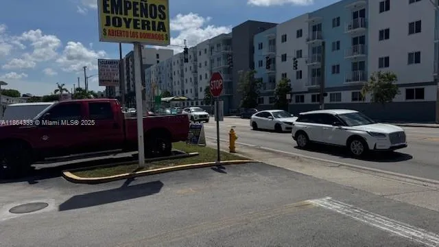 4021 Nw 7th St 5, Miami, Florida 33126, Miami, Florida 33126, ,Commercial Lease,For Rent,4021 Nw 7th St 5, Miami, Florida 33126,A11864333