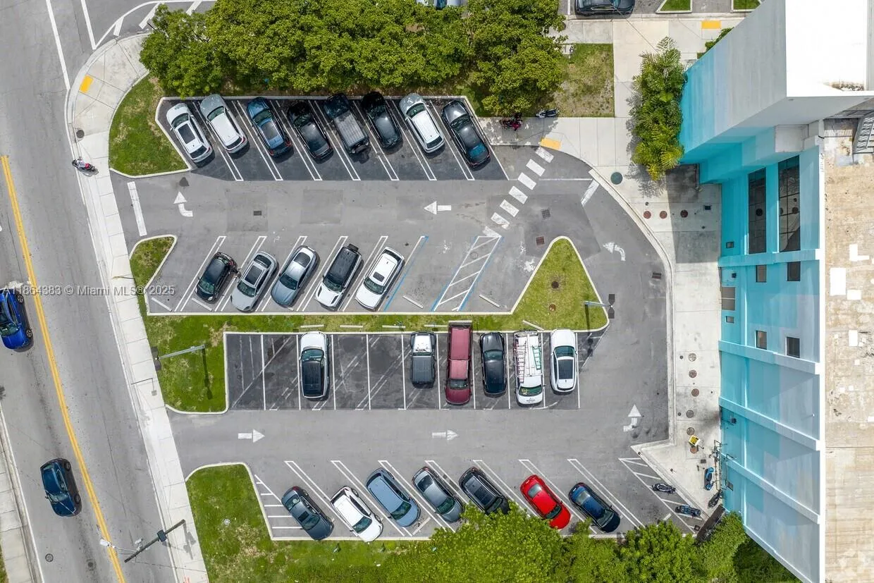 1900 Ne Miami Ct, Miami, Florida 33132, Miami, Florida 33132, ,Commercial Lease,For Rent,1900 Ne Miami Ct, Miami, Florida 33132,A11864383