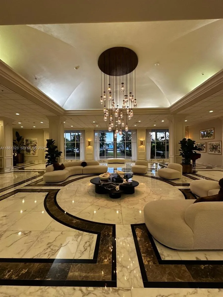 5600 Collins Ave 11w, Miami Beach, Florida 33140, Miami Beach, Florida 33140, 2 Bedrooms Bedrooms, ,2 BathroomsBathrooms,Residential,For Sale,5600 Collins Ave 11w, Miami Beach, Florida 33140,A11861323