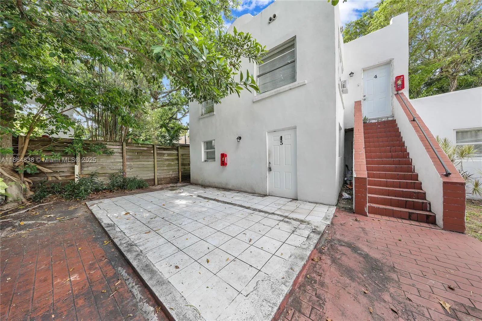 1924 Sw 9th St, Miami, Florida 33135, Miami, Florida 33135, ,Residential Income,For Sale,1924 Sw 9th St, Miami, Florida 33135,A11864838