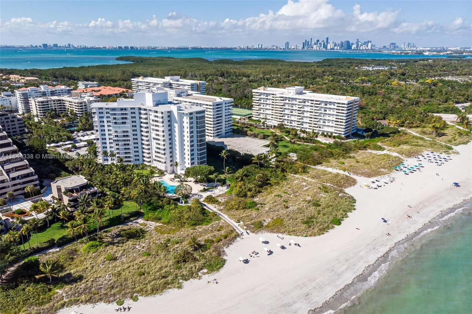 200 Ocean Lane Dr 503, Key Biscayne, Florida 33149, Key Biscayne, Florida 33149, 1 Bedroom Bedrooms, ,1 BathroomBathrooms,Residential,For Sale,200 Ocean Lane Dr 503, Key Biscayne, Florida 33149,A11844338