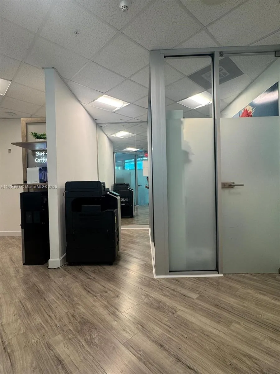 1900 N Bayshore Dr 1a, Miami, Florida 33132, Miami, Florida 33132, ,Commercial Lease,For Rent,1900 N Bayshore Dr 1a, Miami, Florida 33132,A11864997