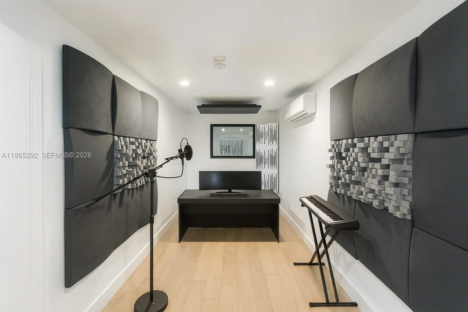 7025 Nw 7th Ave, Miami, Florida 33150, Miami, Florida 33150, ,Commercial Lease,For Rent,7025 Nw 7th Ave, Miami, Florida 33150,A11865292