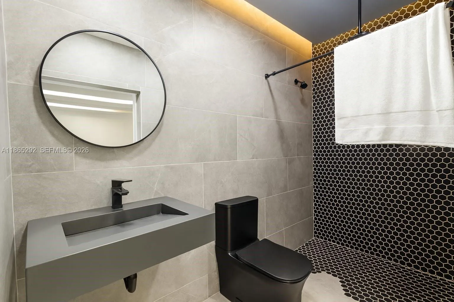 7025 Nw 7th Ave, Miami, Florida 33150, Miami, Florida 33150, ,Commercial Lease,For Rent,7025 Nw 7th Ave, Miami, Florida 33150,A11865292