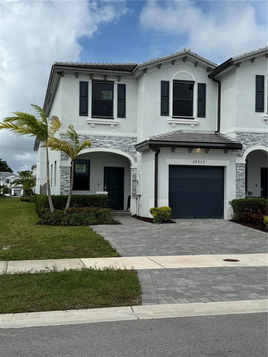 28532 Sw 133rd Path, Homestead, Florida 33033, Homestead, Florida 33033, 3 Bedrooms Bedrooms, ,2 BathroomsBathrooms,Residential Lease,For Rent,28532 Sw 133rd Path, Homestead, Florida 33033,A11864601