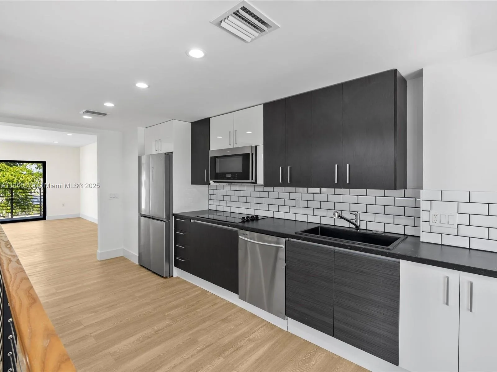 1134 71st St, Miami Beach, Florida 33141, Miami Beach, Florida 33141, ,Residential Income,For Sale,1134 71st St, Miami Beach, Florida 33141,A11865879