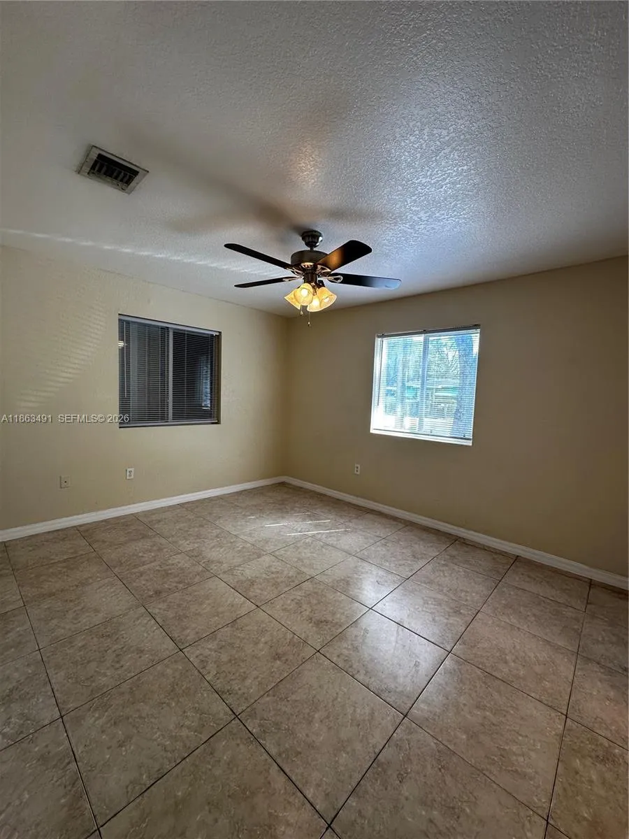 1465 Nw 59th St 1465, Miami, Florida 33142, Miami, Florida 33142, 3 Bedrooms Bedrooms, ,2 BathroomsBathrooms,Residential Lease,For Rent,1465 Nw 59th St 1465, Miami, Florida 33142,A11863491