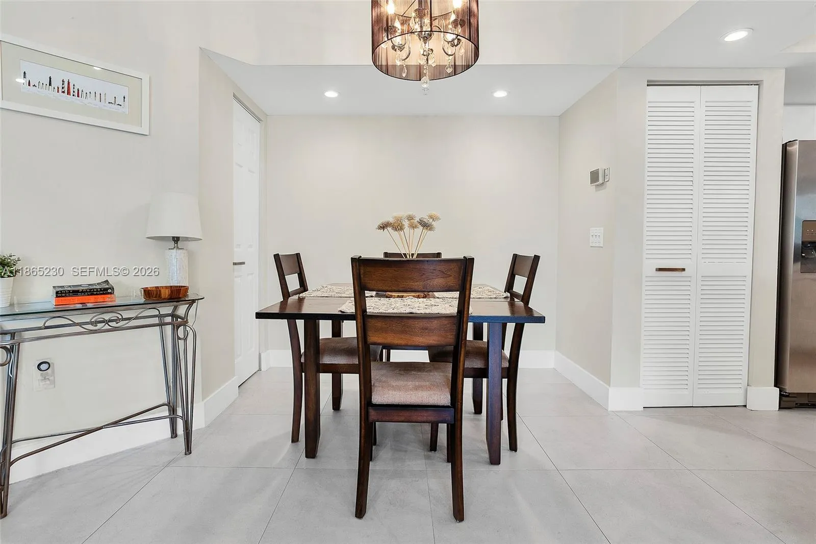 2009 Se 10th Ave 322, Fort Lauderdale, Florida 333, Fort Lauderdale, Florida 33316, 2 Bedrooms Bedrooms, ,2 BathroomsBathrooms,Residential,For Sale,2009 Se 10th Ave 322, Fort Lauderdale, Florida 333,A11865230