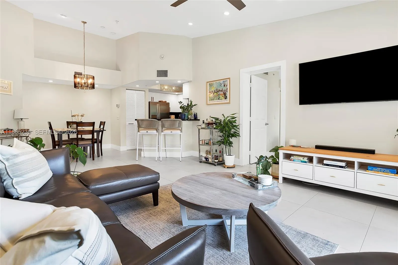 2009 Se 10th Ave 322, Fort Lauderdale, Florida 333, Fort Lauderdale, Florida 33316, 2 Bedrooms Bedrooms, ,2 BathroomsBathrooms,Residential,For Sale,2009 Se 10th Ave 322, Fort Lauderdale, Florida 333,A11865230