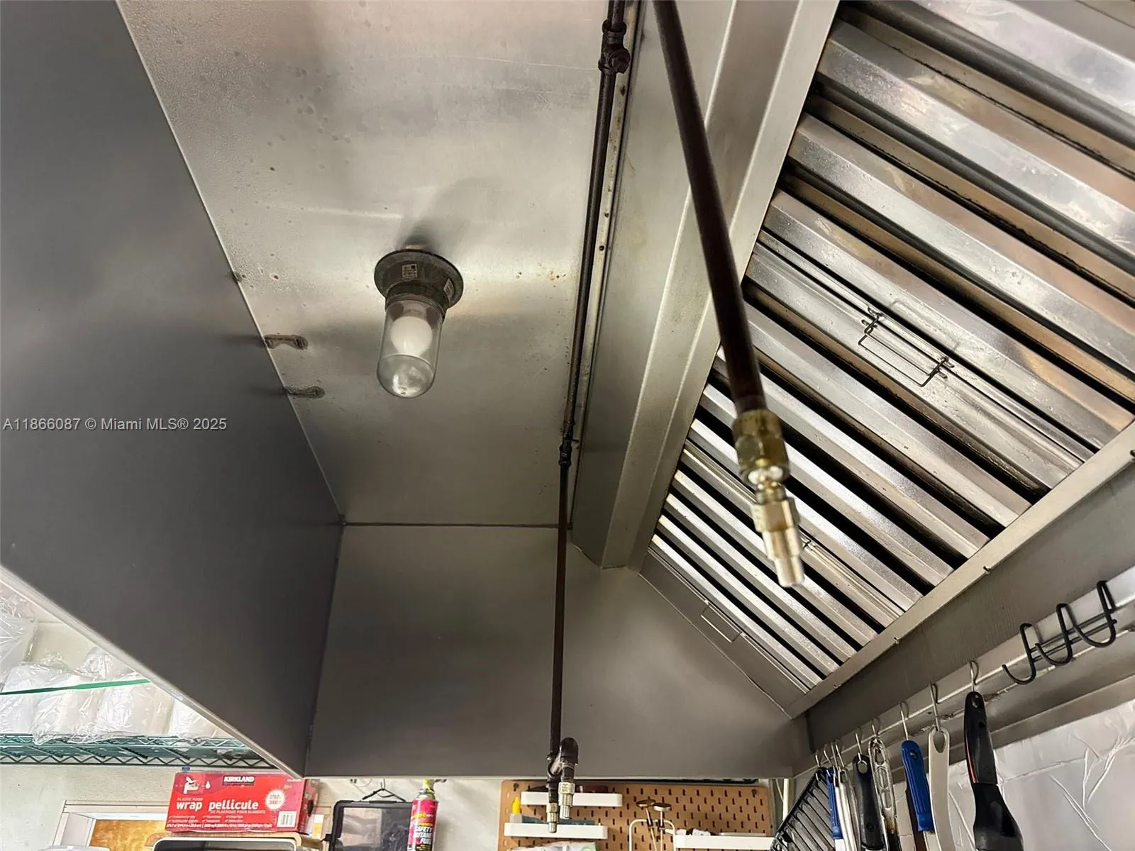 Asian Restaurant With Terrace For Sale Near Dadela, Kendall, Florida 33156, ,Business Opportunity,For Sale,Asian Restaurant With Terrace For Sale Near Dadela,A11866087