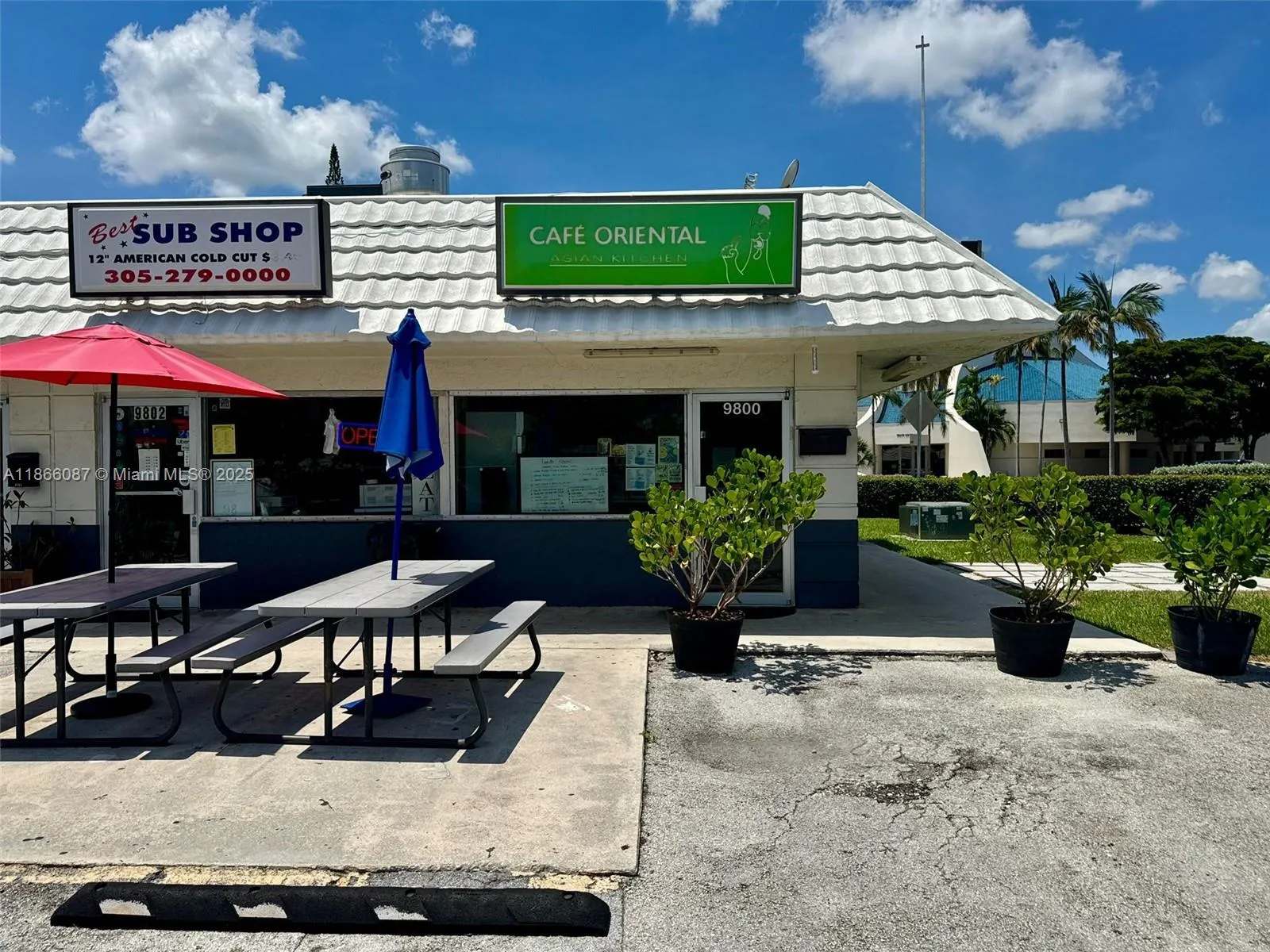 Asian Restaurant With Terrace For Sale Near Dadela, Kendall, Florida 33156, ,Business Opportunity,For Sale,Asian Restaurant With Terrace For Sale Near Dadela,A11866087
