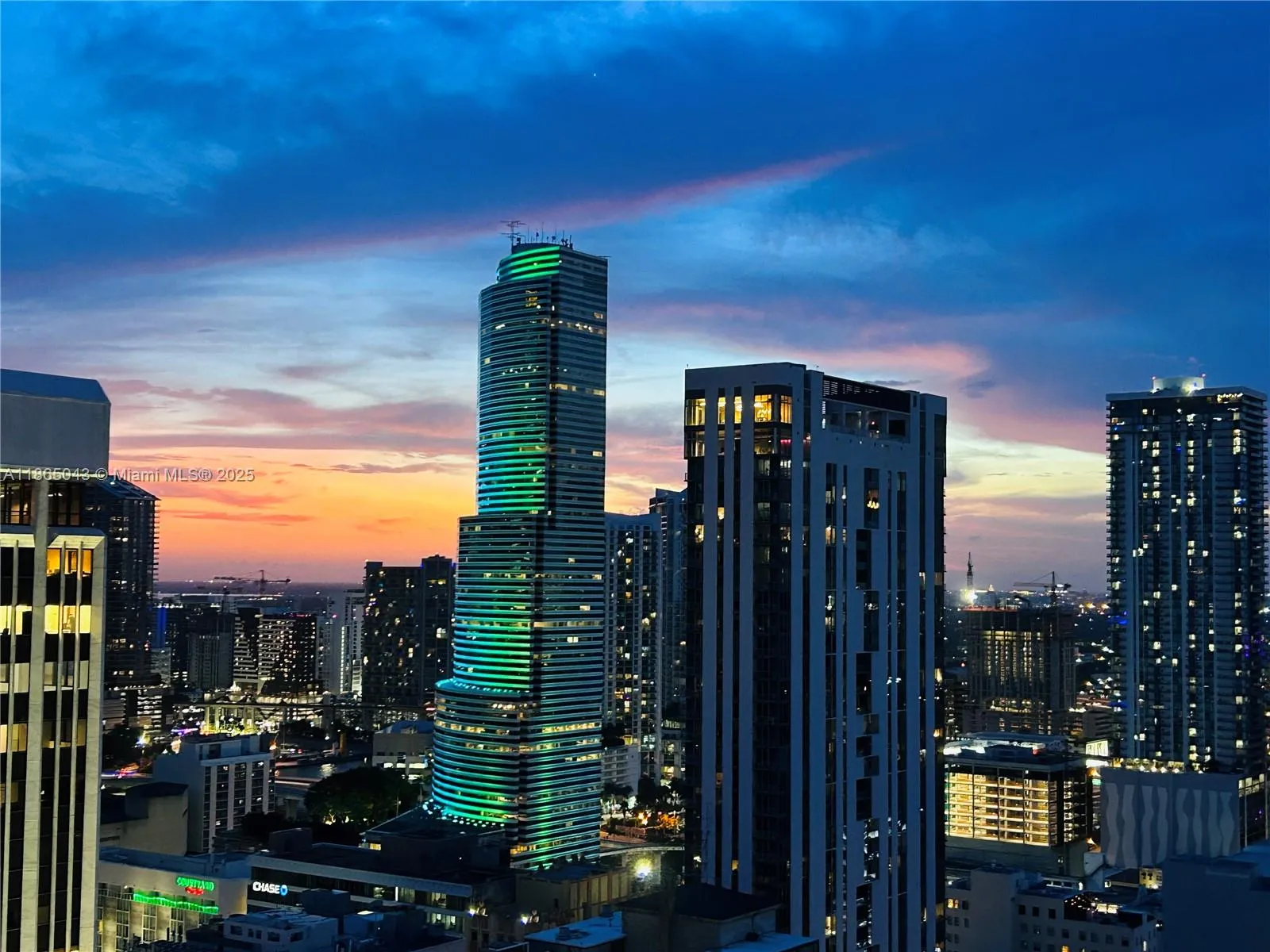 50 Biscayne Blvd 3405, Miami, Florida 33132, Miami, Florida 33132, 1 Bedroom Bedrooms, ,1 BathroomBathrooms,Residential,For Sale,50 Biscayne Blvd 3405, Miami, Florida 33132,A11865043