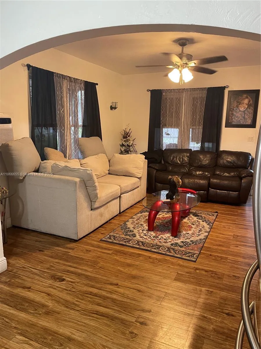404 Nw 23rd Ct, Miami, Florida 33125, Miami, Florida 33125, ,Residential Income,For Sale,404 Nw 23rd Ct, Miami, Florida 33125,A11866655