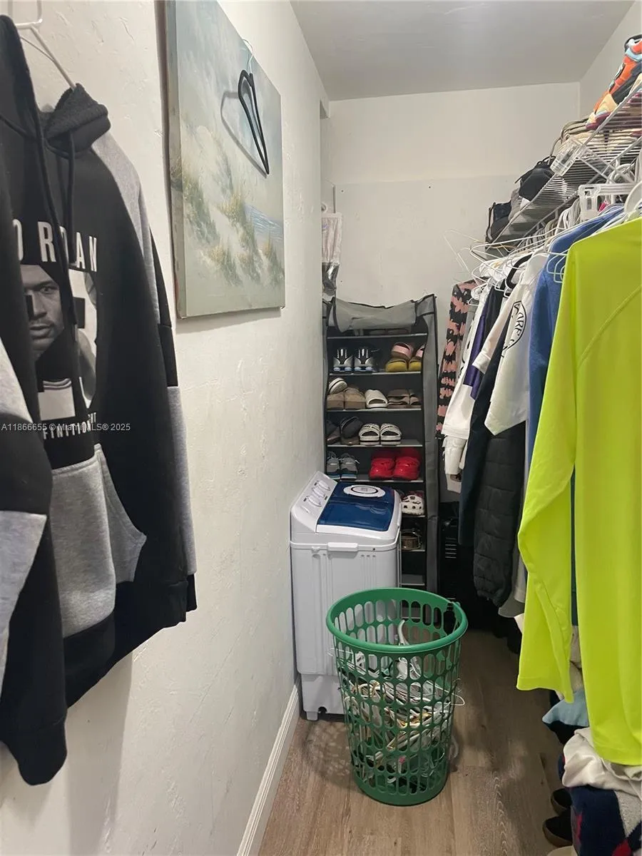 404 Nw 23rd Ct, Miami, Florida 33125, Miami, Florida 33125, ,Residential Income,For Sale,404 Nw 23rd Ct, Miami, Florida 33125,A11866655