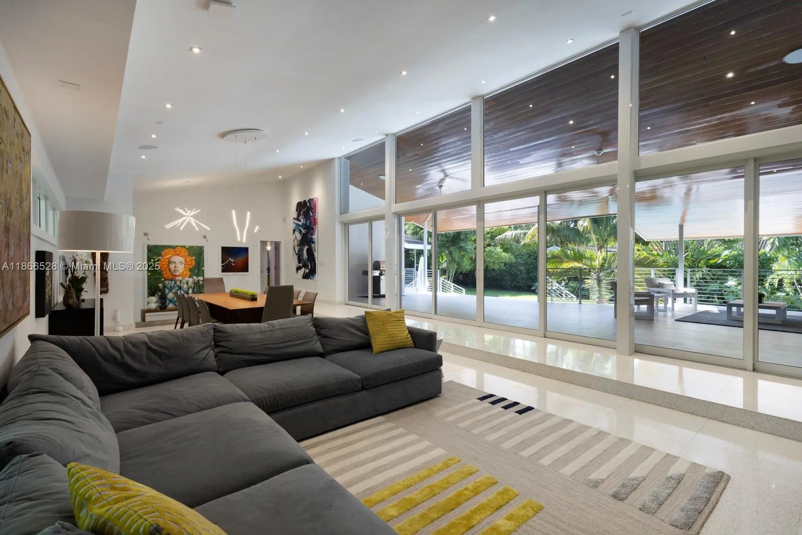 5780 Las Palmas Dr, Coral Gables, Florida 33156, Coral Gables, Florida 33156, 4 Bedrooms Bedrooms, ,3 BathroomsBathrooms,Residential,For Sale,5780 Las Palmas Dr, Coral Gables, Florida 33156,A11866528