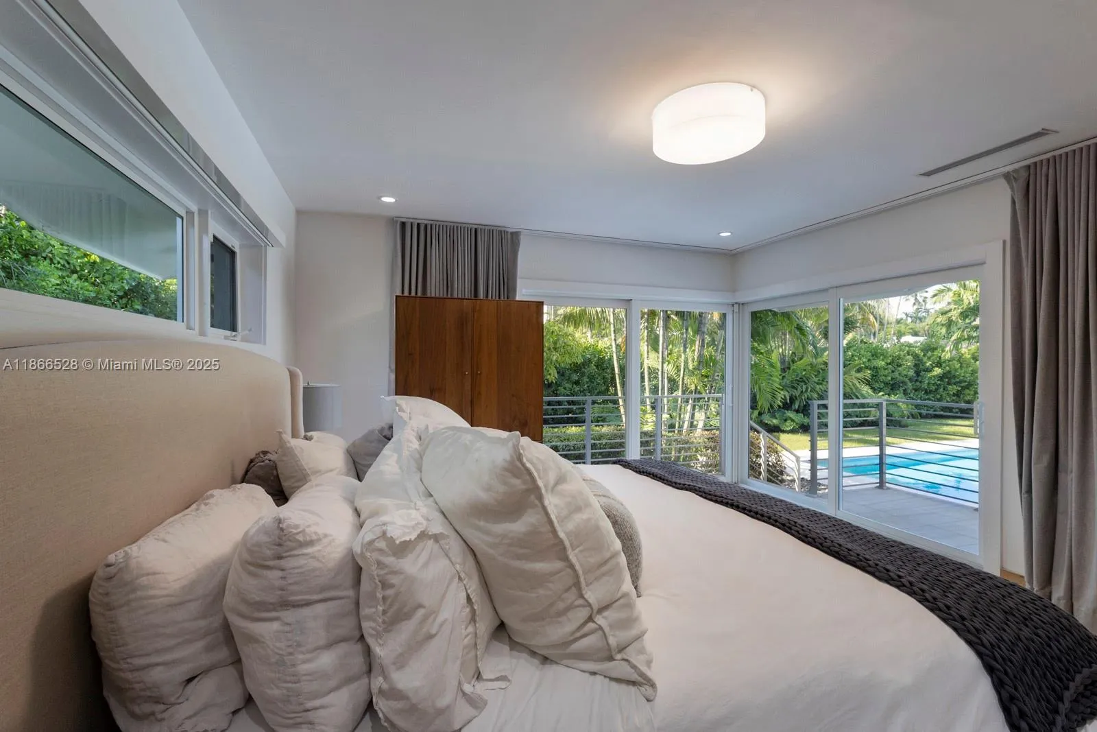 5780 Las Palmas Dr, Coral Gables, Florida 33156, Coral Gables, Florida 33156, 4 Bedrooms Bedrooms, ,3 BathroomsBathrooms,Residential,For Sale,5780 Las Palmas Dr, Coral Gables, Florida 33156,A11866528