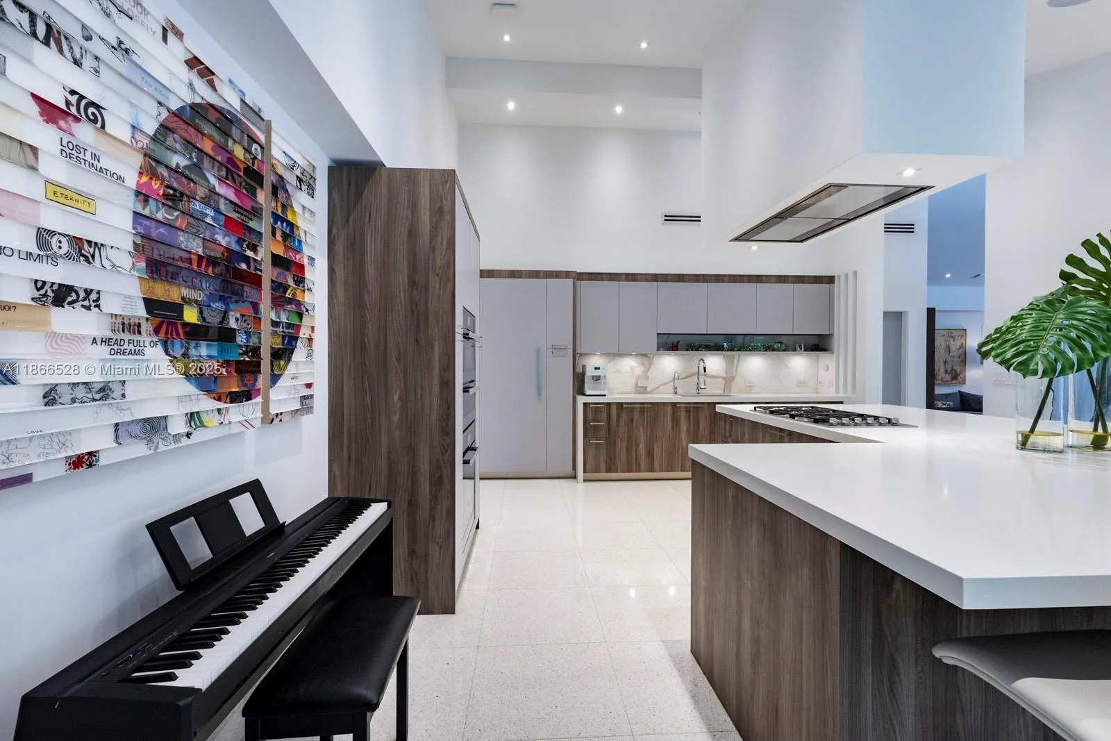 5780 Las Palmas Dr, Coral Gables, Florida 33156, Coral Gables, Florida 33156, 4 Bedrooms Bedrooms, ,3 BathroomsBathrooms,Residential,For Sale,5780 Las Palmas Dr, Coral Gables, Florida 33156,A11866528