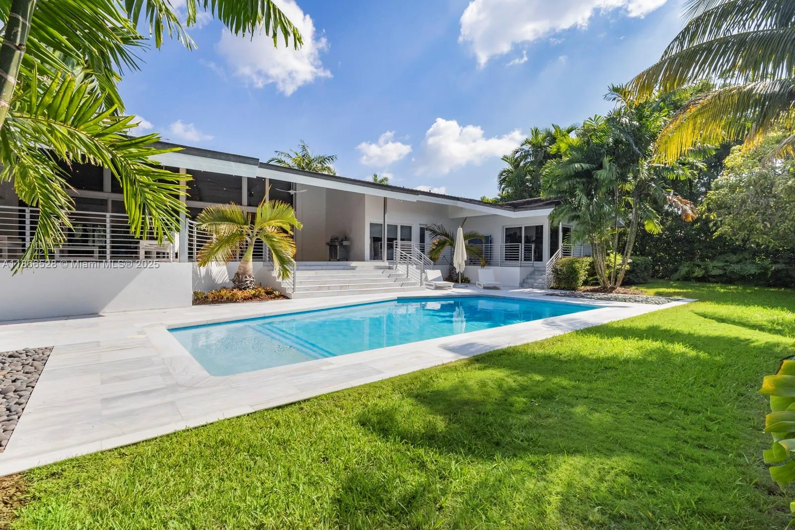 5780 Las Palmas Dr, Coral Gables, Florida 33156, Coral Gables, Florida 33156, 4 Bedrooms Bedrooms, ,3 BathroomsBathrooms,Residential,For Sale,5780 Las Palmas Dr, Coral Gables, Florida 33156,A11866528