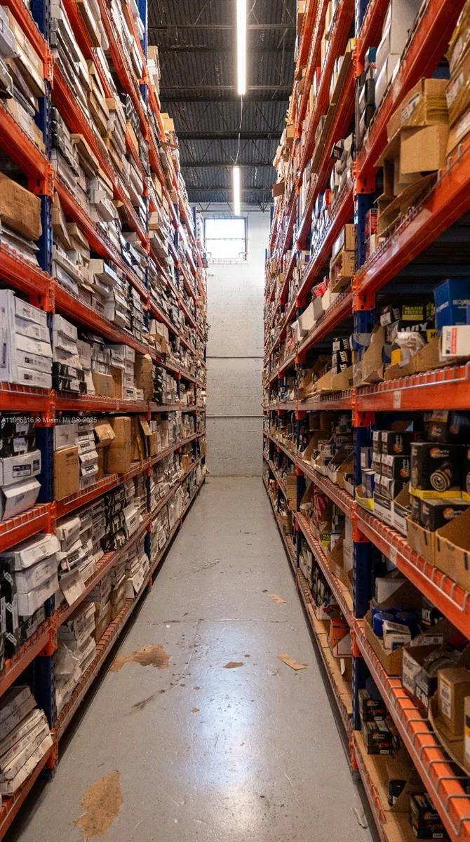 4805 E 10th Ave, Hialeah, Florida 33013, Hialeah, Florida 33013, ,Commercial Sale,For Sale,4805 E 10th Ave, Hialeah, Florida 33013,A11866816