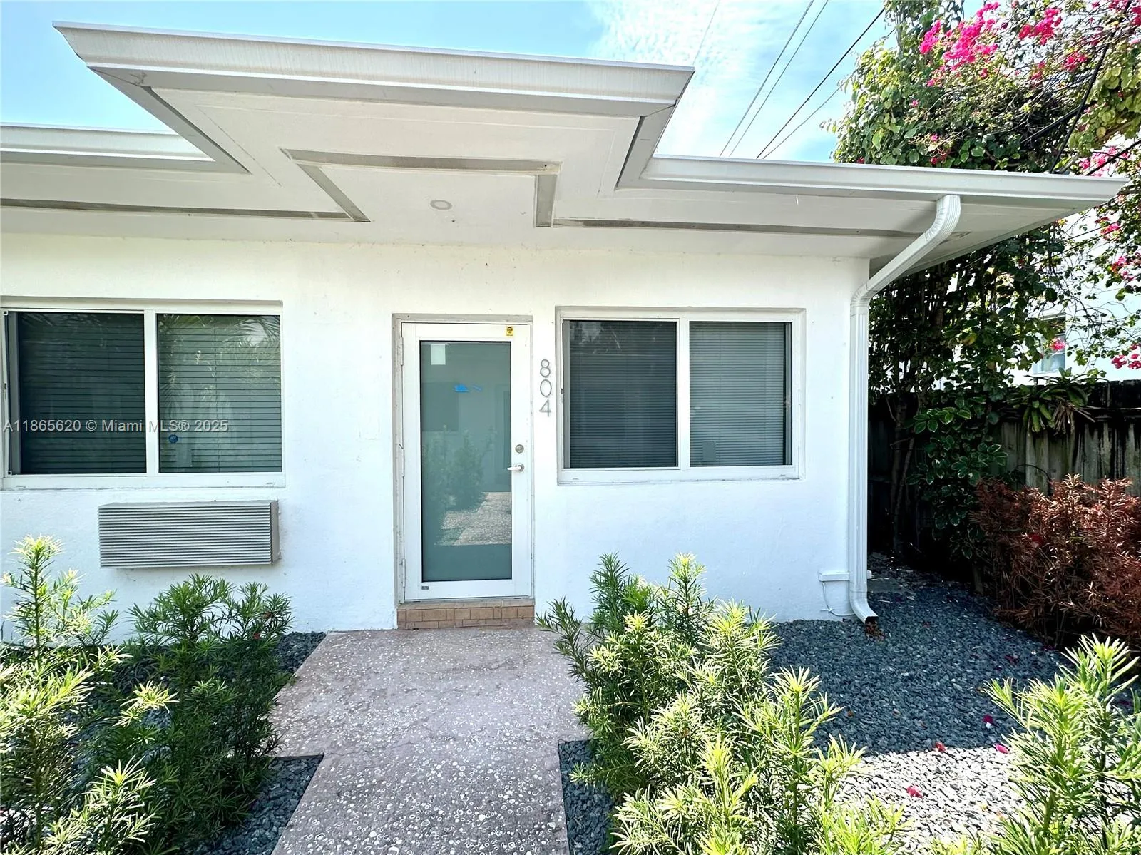 800 85th St 810, Miami Beach, Florida 33141, Miami Beach, Florida 33141, 1 Bedroom Bedrooms, ,1 BathroomBathrooms,Residential Lease,For Rent,800 85th St 810, Miami Beach, Florida 33141,A11865620