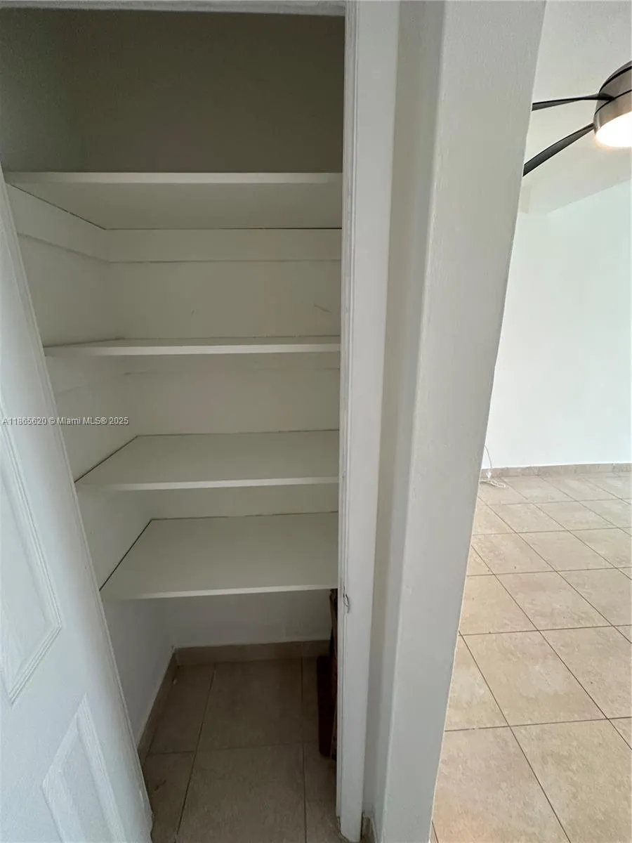 800 85th St 810, Miami Beach, Florida 33141, Miami Beach, Florida 33141, 1 Bedroom Bedrooms, ,1 BathroomBathrooms,Residential Lease,For Rent,800 85th St 810, Miami Beach, Florida 33141,A11865620