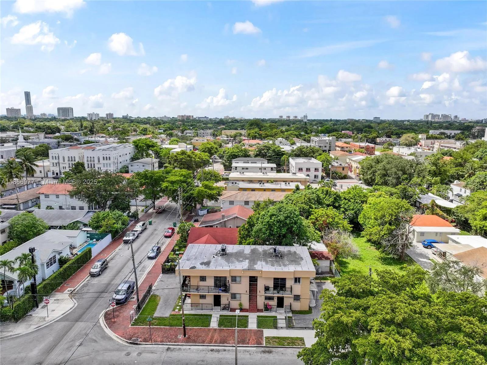 502 Sw 13th Ave, Miami, Florida 33135, Miami, Florida 33135, ,Residential Income,For Sale,502 Sw 13th Ave, Miami, Florida 33135,A11866977
