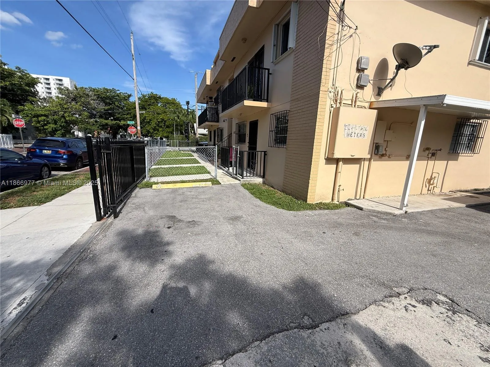 502 Sw 13th Ave, Miami, Florida 33135, Miami, Florida 33135, ,Residential Income,For Sale,502 Sw 13th Ave, Miami, Florida 33135,A11866977