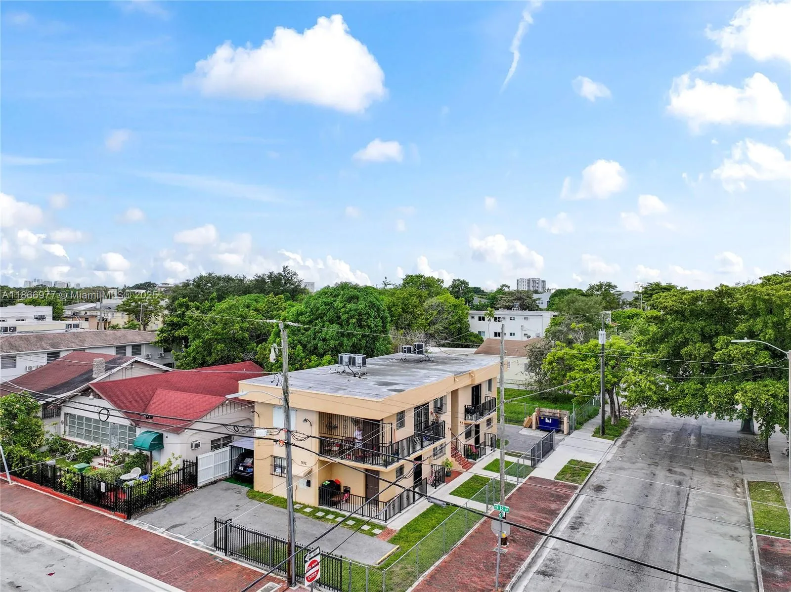 502 Sw 13th Ave, Miami, Florida 33135, Miami, Florida 33135, ,Residential Income,For Sale,502 Sw 13th Ave, Miami, Florida 33135,A11866977