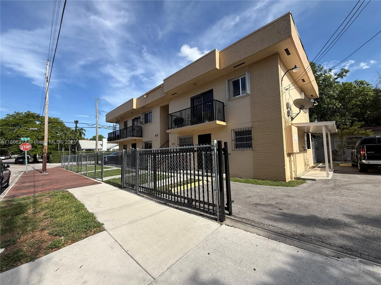 502 Sw 13th Ave, Miami, Florida 33135, Miami, Florida 33135, ,Residential Income,For Sale,502 Sw 13th Ave, Miami, Florida 33135,A11866977