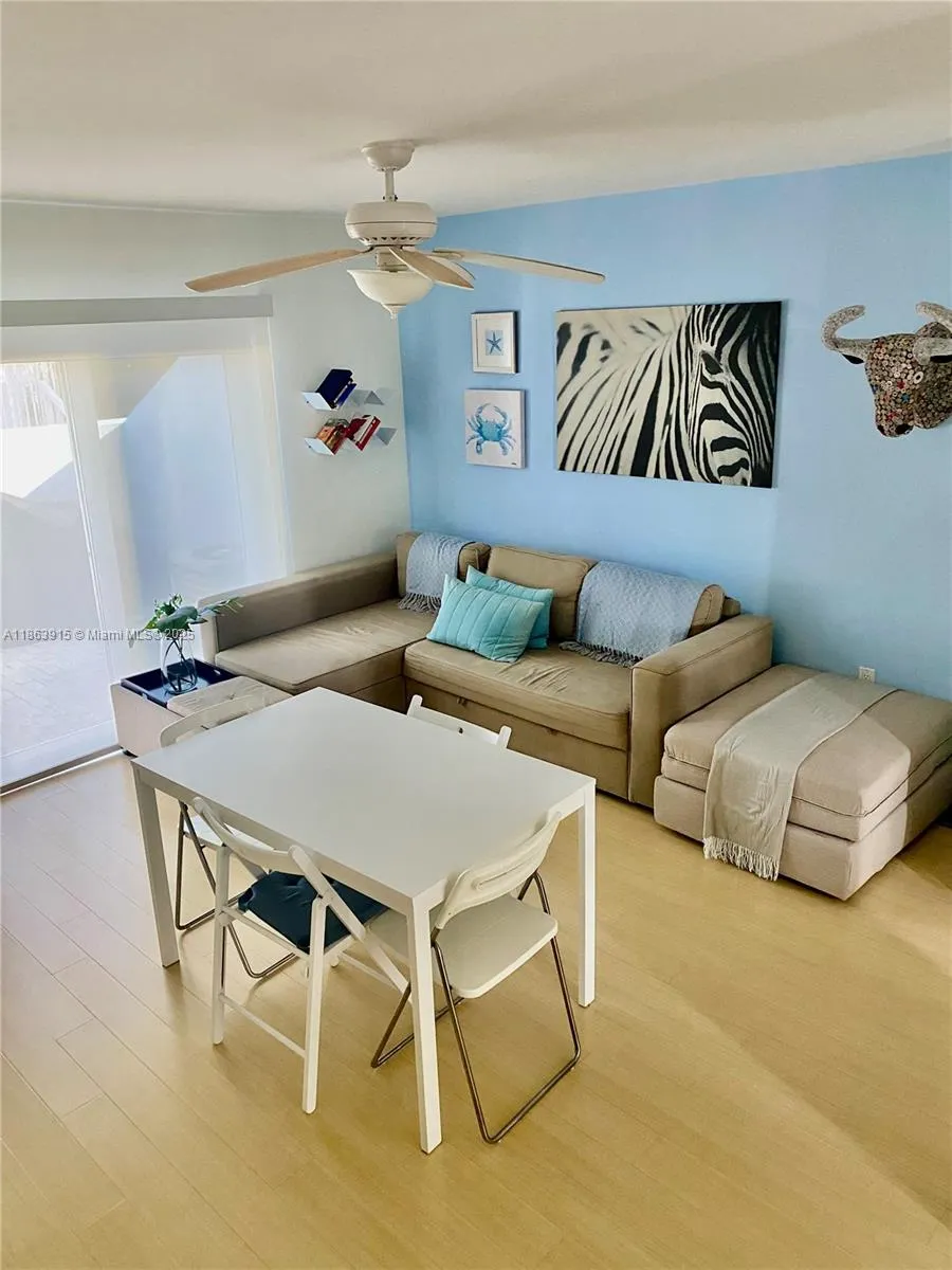 798 Crandon Blvd 44-b, Key Biscayne, Florida 33149, Key Biscayne, Florida 33149, 1 Bedroom Bedrooms, ,1 BathroomBathrooms,Residential Lease,For Rent,798 Crandon Blvd 44-b, Key Biscayne, Florida 33149,A11863915