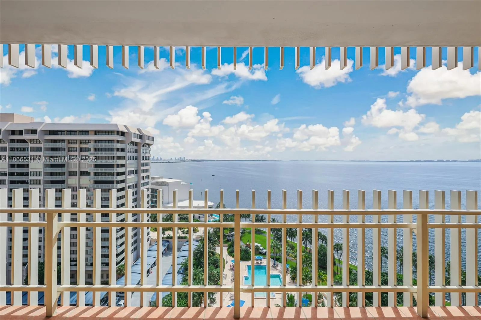 2 Grove Isle Dr B1603, Miami, Florida 33133, Miami, Florida 33133, 2 Bedrooms Bedrooms, ,2 BathroomsBathrooms,Residential,For Sale,2 Grove Isle Dr B1603, Miami, Florida 33133,A11866531