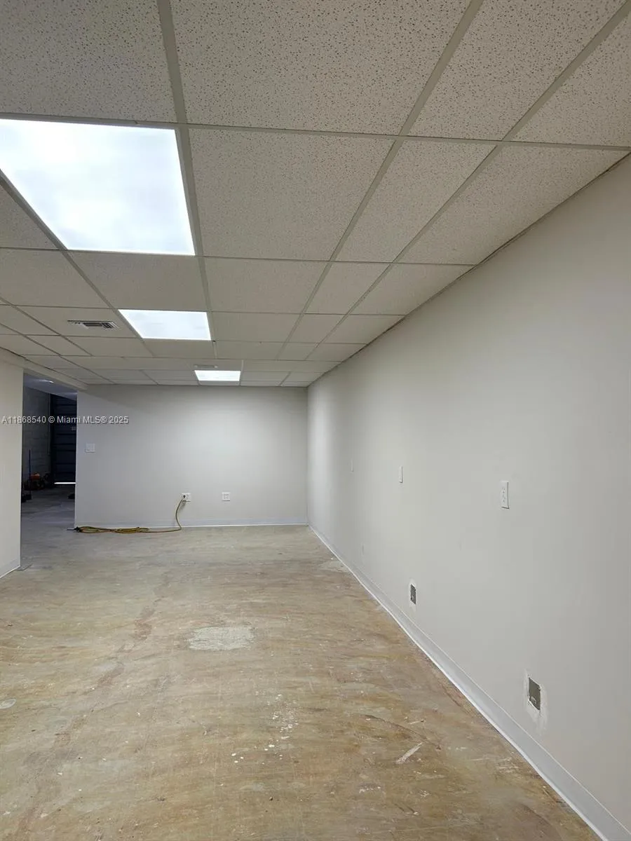 8418 Nw 61st St 5, Miami, Florida 33166, Miami, Florida 33166, ,Commercial Lease,For Rent,8418 Nw 61st St 5, Miami, Florida 33166,A11868540