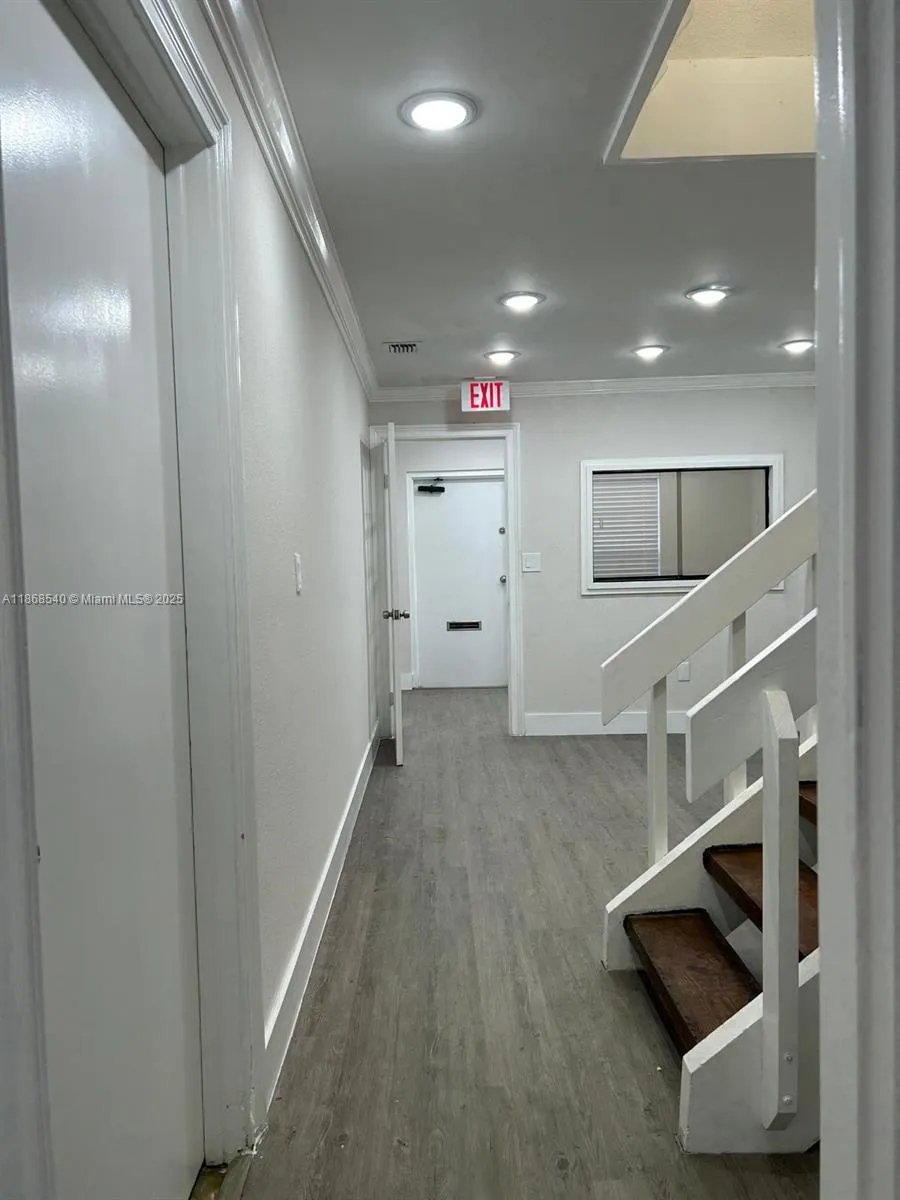 8418 Nw 61st St 5, Miami, Florida 33166, Miami, Florida 33166, ,Commercial Lease,For Rent,8418 Nw 61st St 5, Miami, Florida 33166,A11868540